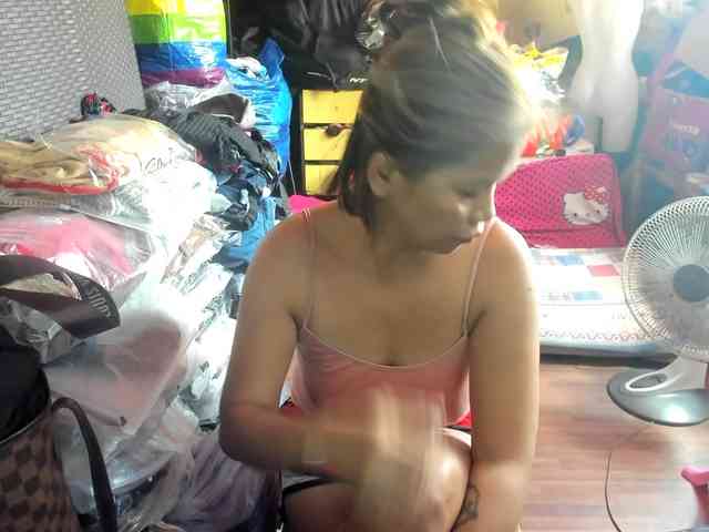 AthenaMoran webcam