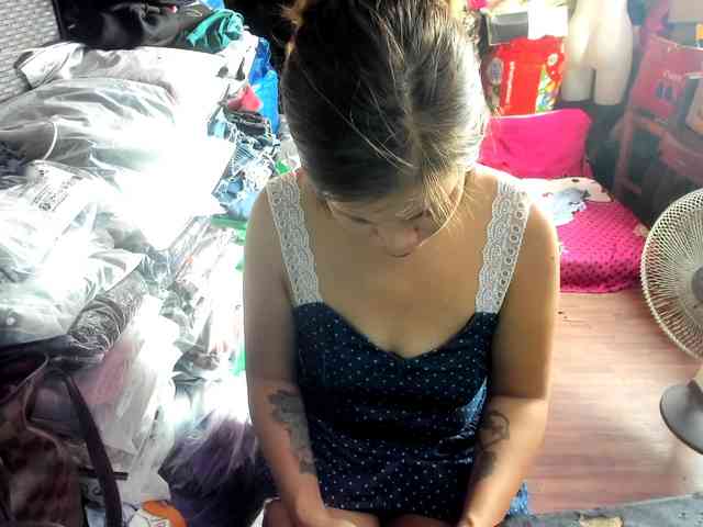 AthenaMoran webcam