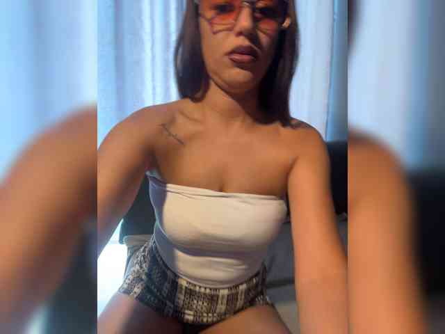 estrellaaa1 webcam