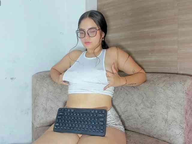 AURORALENOVIC21 webcam