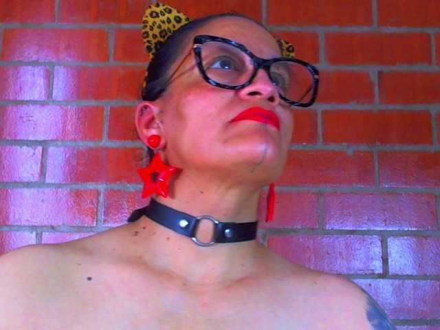 taylorhardcor, en directo ahora en BongaCams