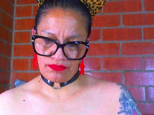 taylorhardcor, en vivo ahora en BongaCams