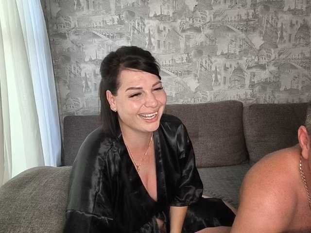 Sladkay-Parochka35 live cam on BongaCams