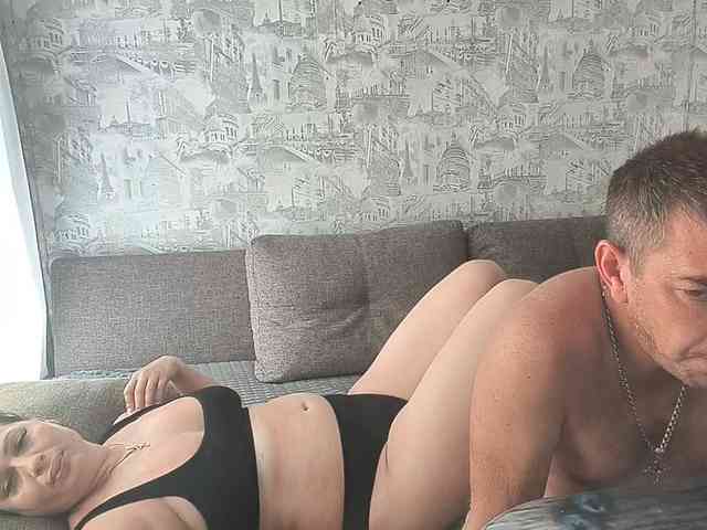 Sladkay-Parochka123 webcam