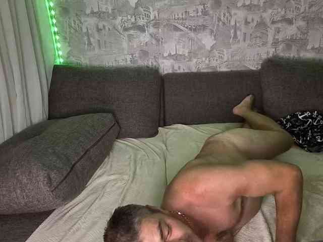 Sladkay-Parochka35 Sex Cam Show