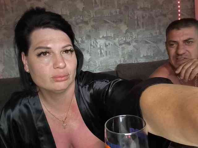 Sladkay-Parochka123 webcam