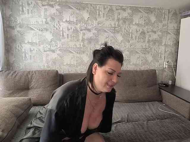 Sladkay-Parochka123 webcam