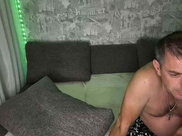 Sladkay-Parochka35 Sex Cam Show