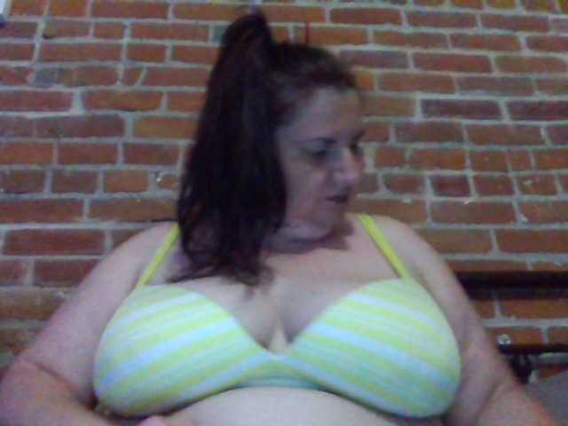 titties4daze live cam on BongaCams