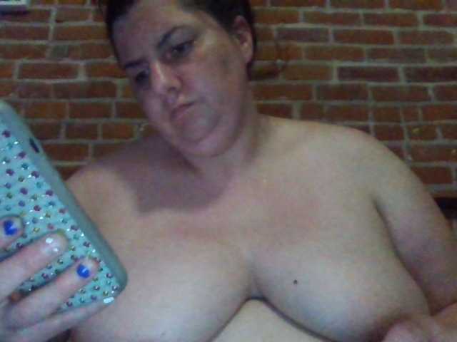titties4daze live cam on BongaCams