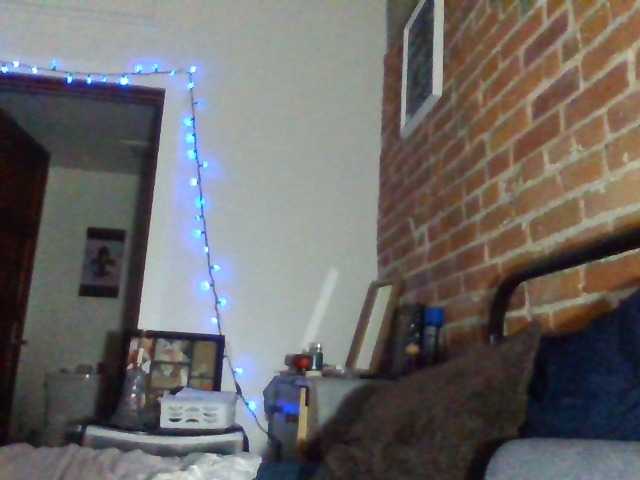 titties4daze live cam on BongaCams