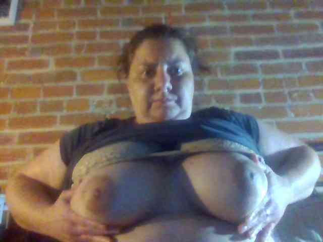 titties4daze webcam