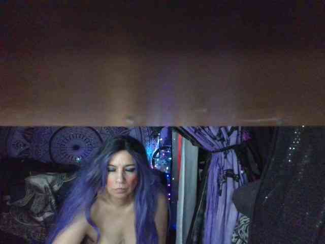 VeronicaNova webcam