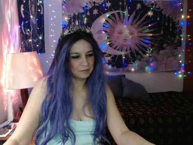 VeronicaNova webcam