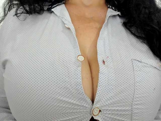 latinvalery live webcam show