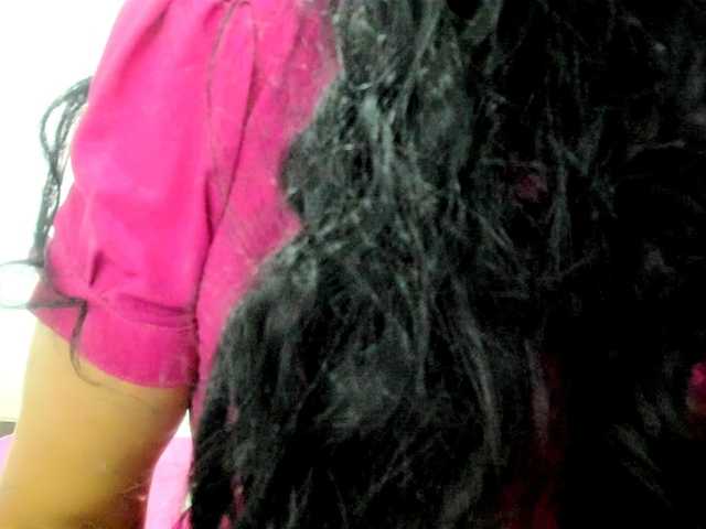 latinvalery live cam on BongaCams