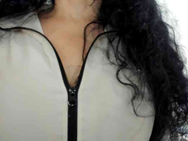 latinvalery webcam