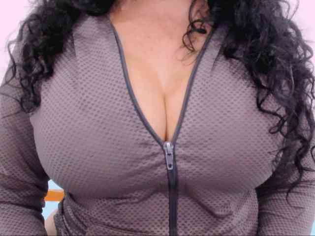 latinvalery webcam