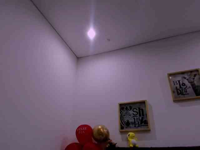 latinvalery webcam