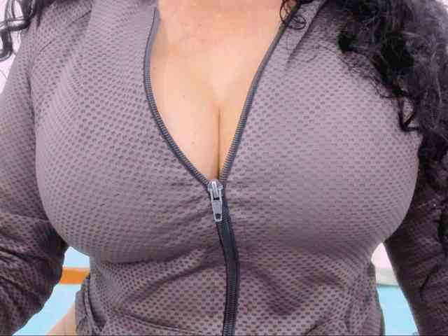latinvalery webcam