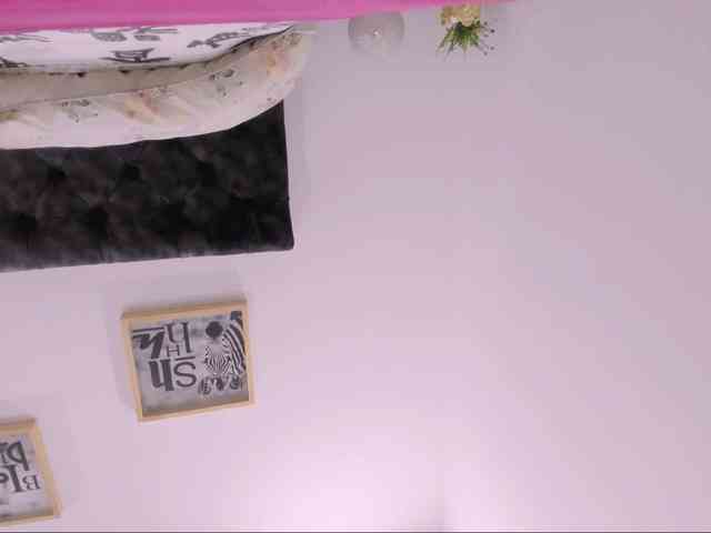 latinvalery webcam