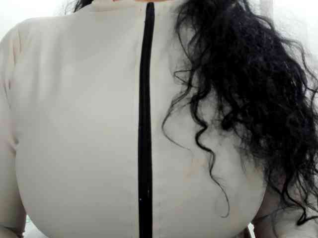 latinvalery webcam