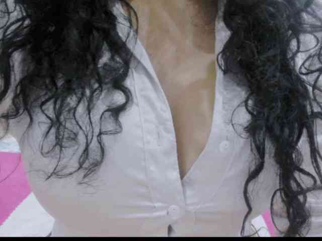 Model: latinvalery