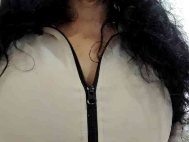 latinvalery webcam