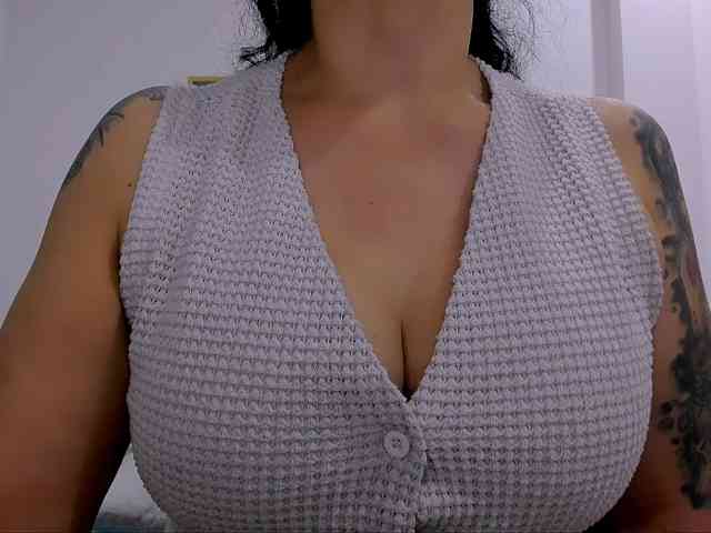 latinvalery webcam