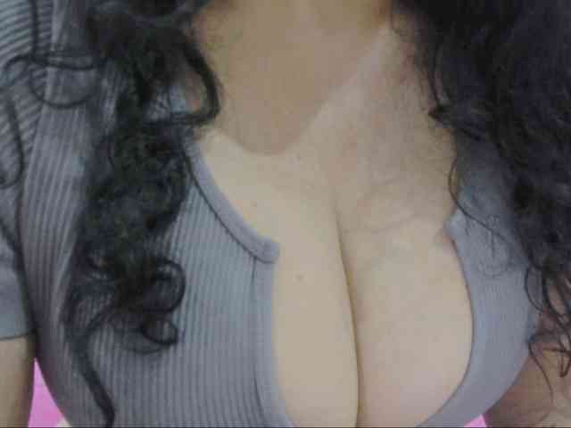 latinvalery webcam