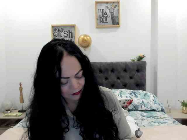 latinvalery webcam