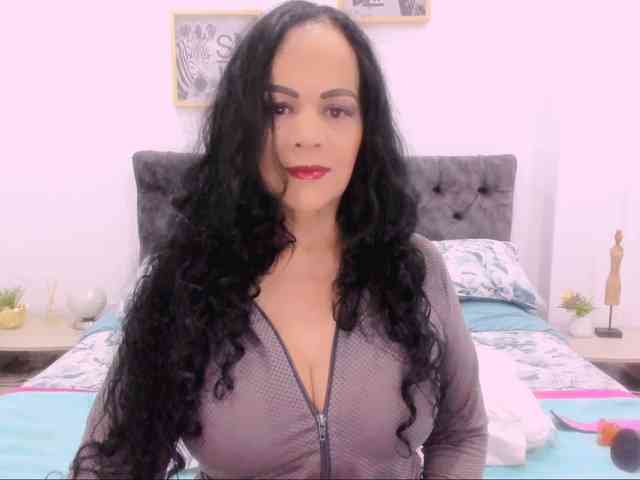 latinvalery webcam