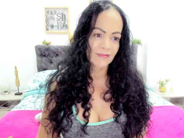 latinvalery webcam