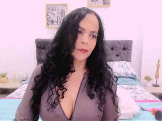 latinvalery webcam