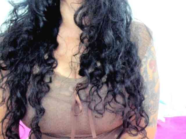 latinvalery webcam
