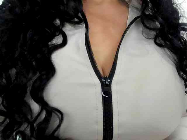 latinvalery webcam