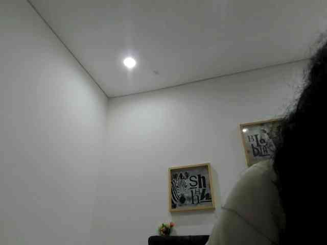latinvalery webcam