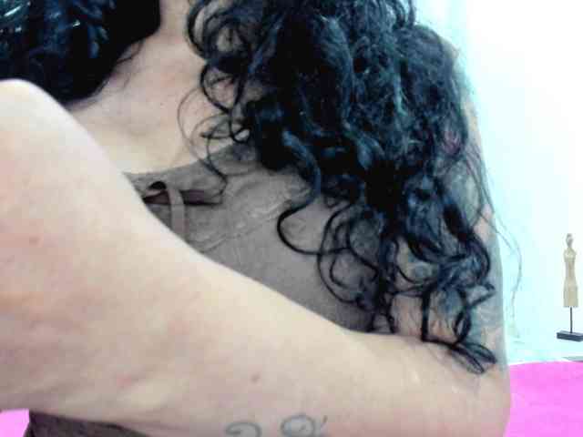latinvalery webcam