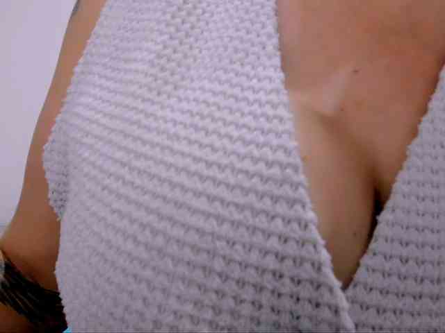 latinvalery webcam