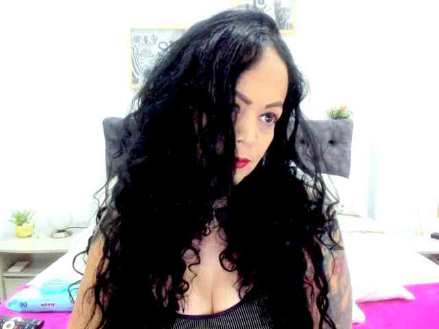 latinvalery webcam