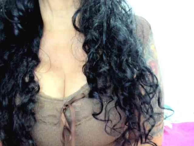 latinvalery webcam