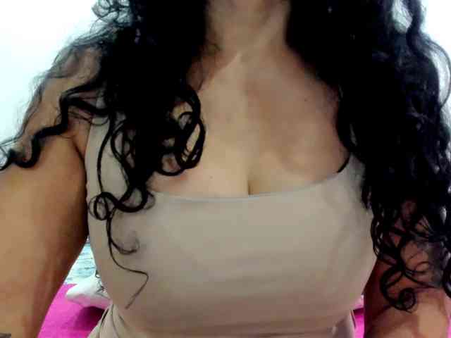 latinvalery webcam