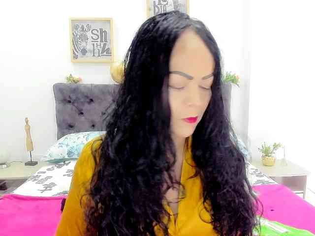 latinvalery webcam