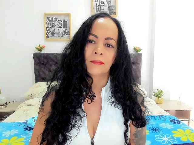 latinvalery webcam