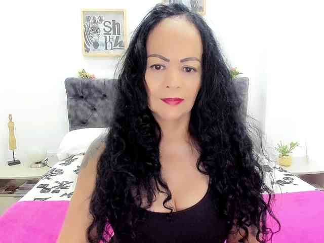 latinvalery webcam