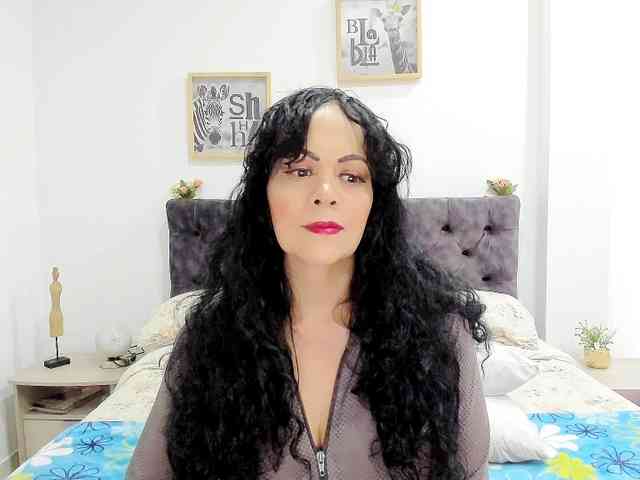 latinvalery webcam