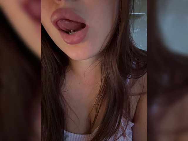 SweetyW- live webcam show