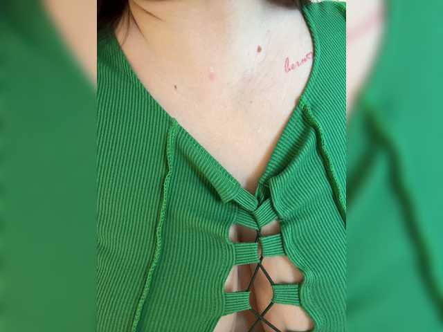 SweetyW-'s BongaCams show and profile