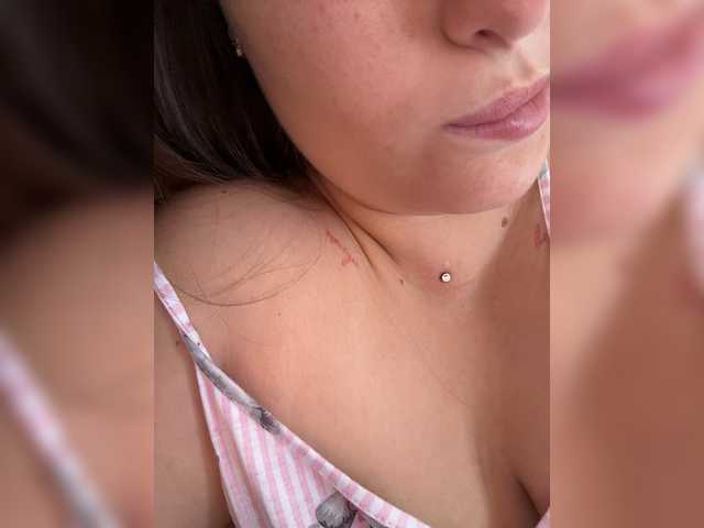 SweetyW- live cam on BongaCams