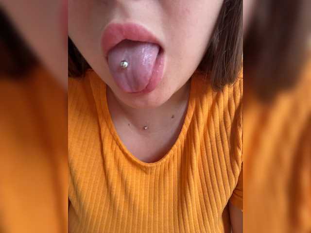 SweetyW- live cam on BongaCams